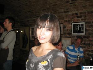 худышка с короткой стрижкой. Эскиз 16