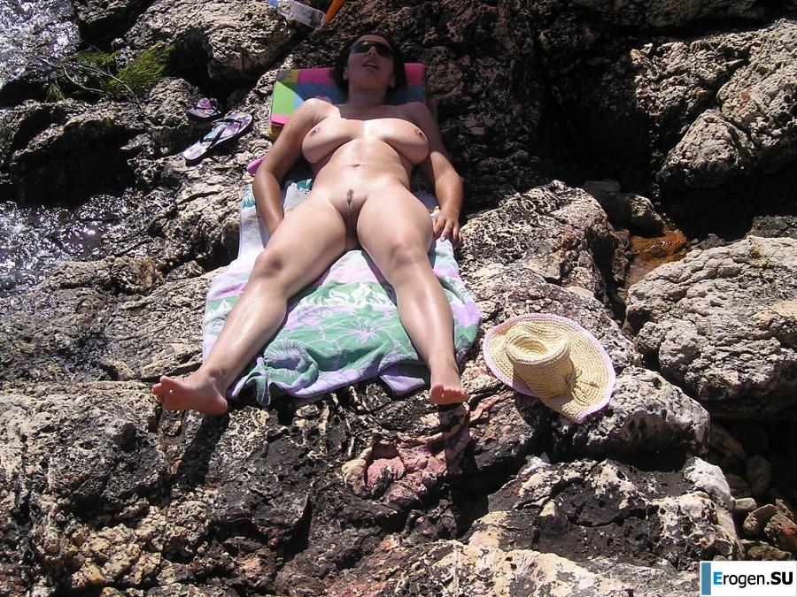 poured buffers into the sea. Photo 12