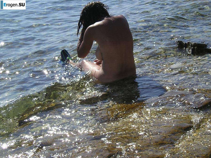 poured buffers into the sea. Photo 32