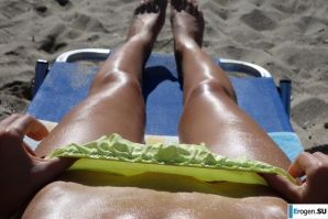 boobs by the sea. Thumb 9