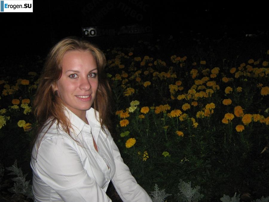 похлопала секси ресницами перед камерой. Фото 3