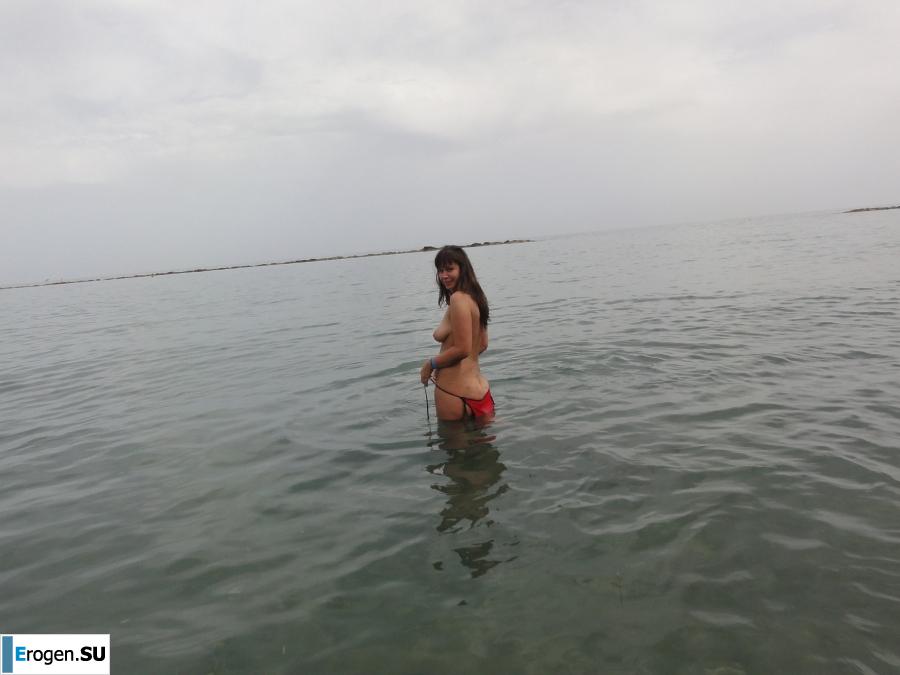 on the beach in Miami without a swimsuit. Part 2. Photo 23