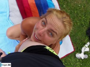 three girlfriends modestly misbehaving. Thumb 17