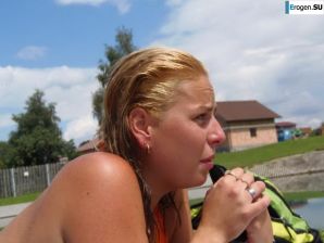 three girlfriends modestly misbehaving. Thumb 27