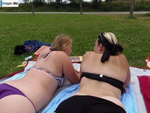 three girlfriends modestly misbehaving. Thumb 29