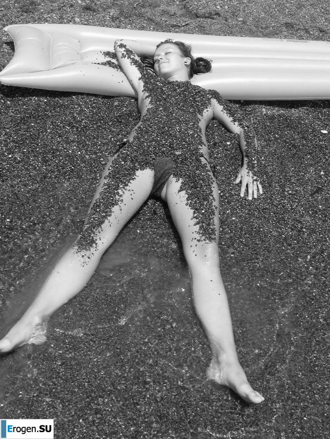 влюбленная пара и морской бриз. Фото 13