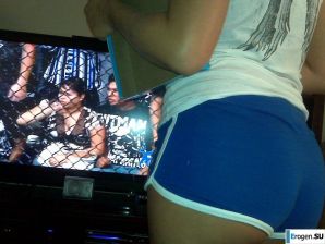 naked socialite. Thumb 18