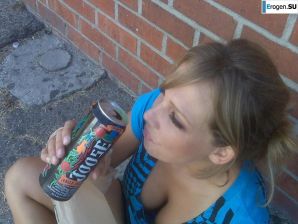 naked socialite. Thumb 23