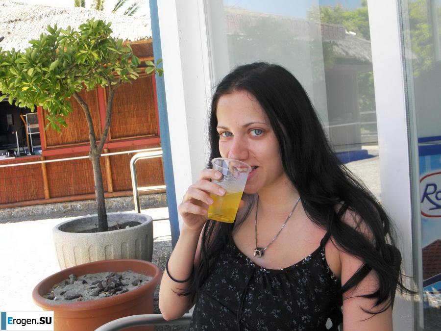 leave without a swimsuit. Photo 10