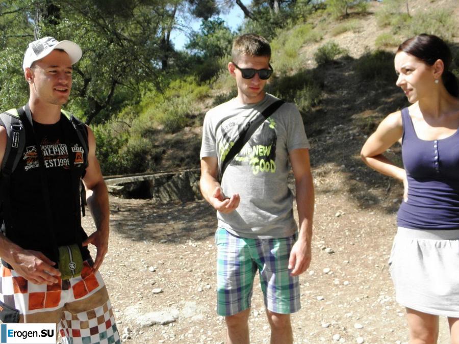 leave without a swimsuit. Photo 14