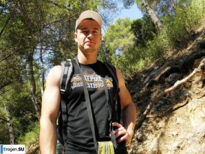 leave without a swimsuit. Thumb 13