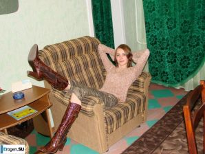 an appetizing student without clothes. Thumb 8