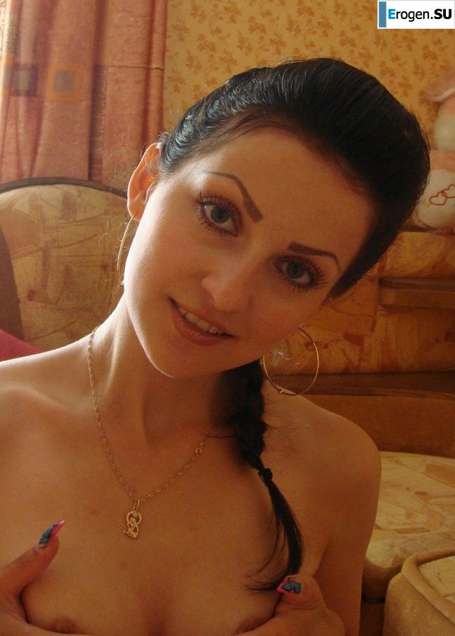 знойная сексуальная брюнетка. Фото 6