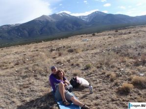 безбашенные девушки в каньоне. Эскиз 32