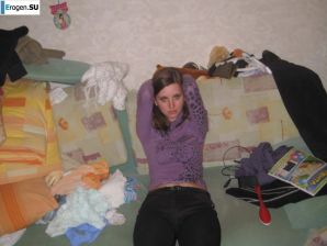 голая очаровашка в перерывах между сексом. Часть 2. Эскиз 34