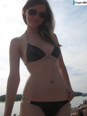 голая очаровашка в перерывах между сексом. Часть 2. Эскиз 38