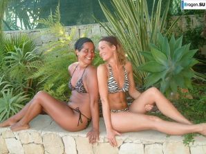 girlfriends in a Greek hotel. Thumb 34