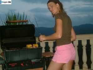 girlfriends in a Greek hotel. Thumb 7