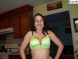 a cheerful lover of satin bustiers. Thumb 46