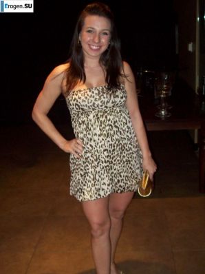 a cheerful lover of satin bustiers. Thumb 49