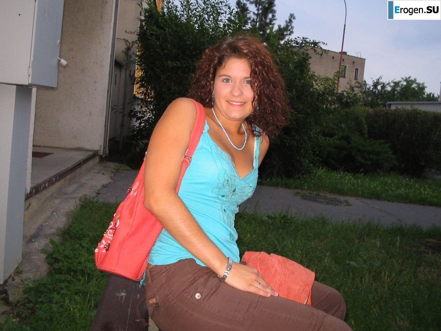 from the yacht to the beach, and then to the pool. Photo 4