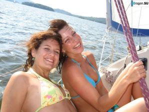 from the yacht to the beach, and then to the pool. Thumb 14