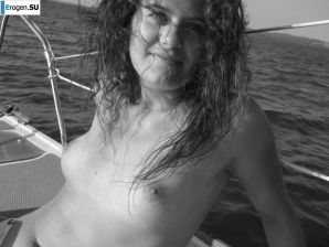 from the yacht to the beach, and then to the pool. Thumb 18