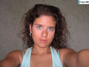 from the yacht to the beach, and then to the pool. Thumb 8