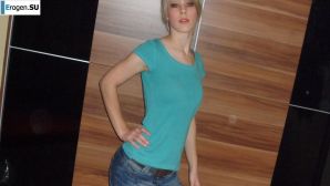 slightly underfucked blonde. Thumb 25