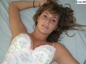 a charming girl with a mole in the ass. Thumb 9