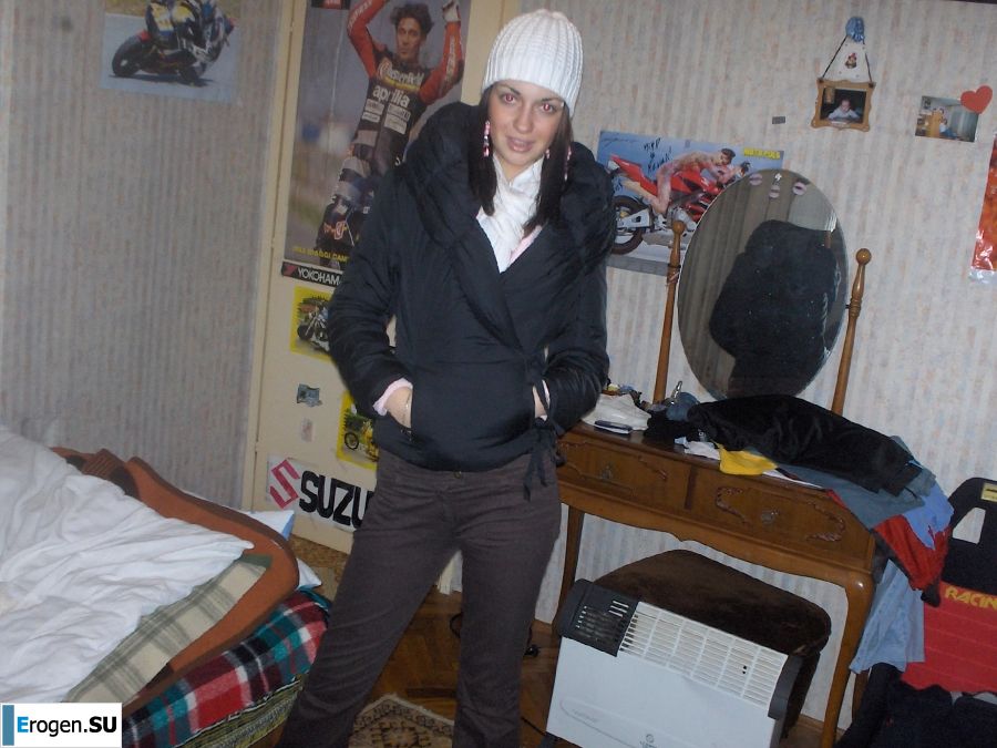 угрюмый стриптиз без единой улыбки. Фото 22