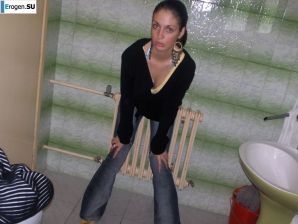 угрюмый стриптиз без единой улыбки. Эскиз 21