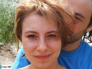 девушка с фантазией и ее парень. Эскиз 28