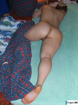 девушка с фантазией и ее парень. Эскиз 40