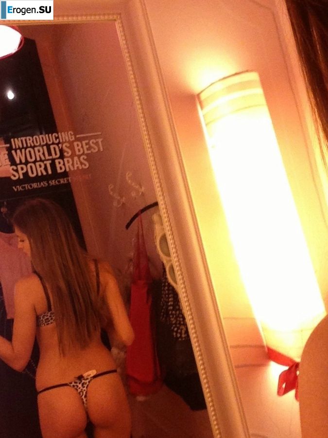 стройная и голая студентка. Часть 2. Фото 40