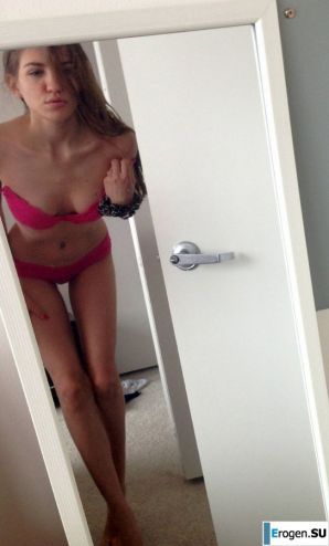 стройная и голая студентка. Часть 2. Эскиз 16