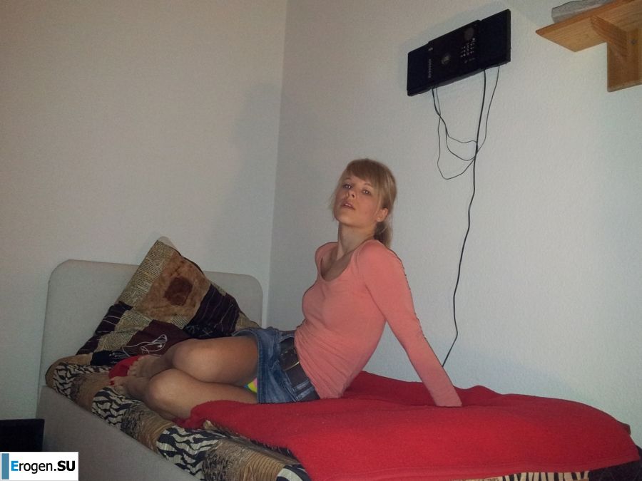 slightly under fucked blonde. Part 2. Photo 46