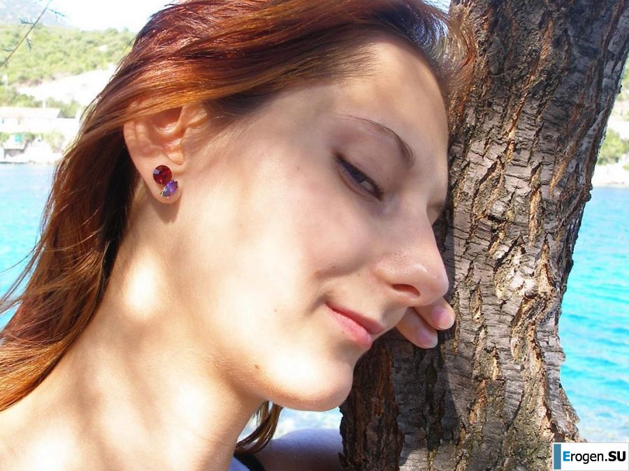 Sly fox with a playful look. Photo 17