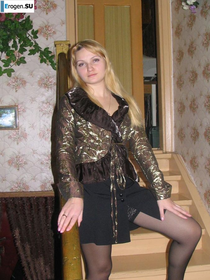 nude sketches from a cute blonde. Photo 9