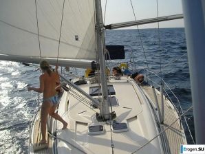 пати с тёлками на яхте. Эскиз 28