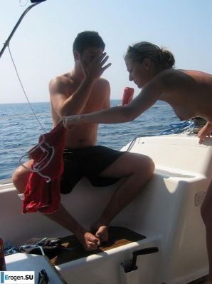 пати с тёлками на яхте. Эскиз 7