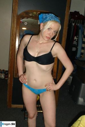 contrast blonde waiting for sex. Thumb 12