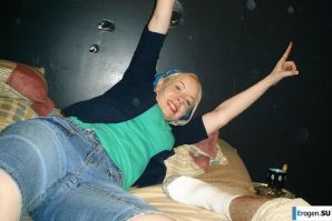 contrast blonde waiting for sex. Thumb 39