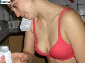 семейная брюнетка снялась для истории. Часть 2. Эскиз 31