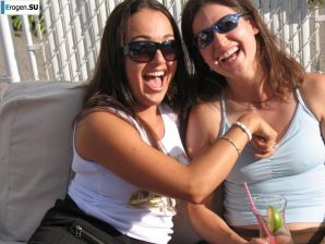 семейная брюнетка снялась для истории. Часть 2. Эскиз 6