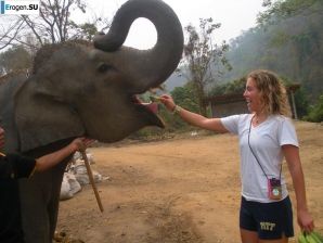 the woman was waiting for her prince. Thumb 45