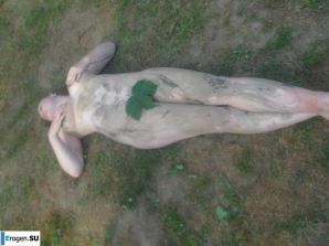 лезбиянки в палаточном лагере. Эскиз 17