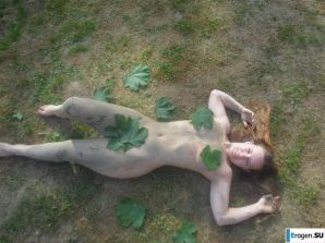 лезбиянки в палаточном лагере. Эскиз 28