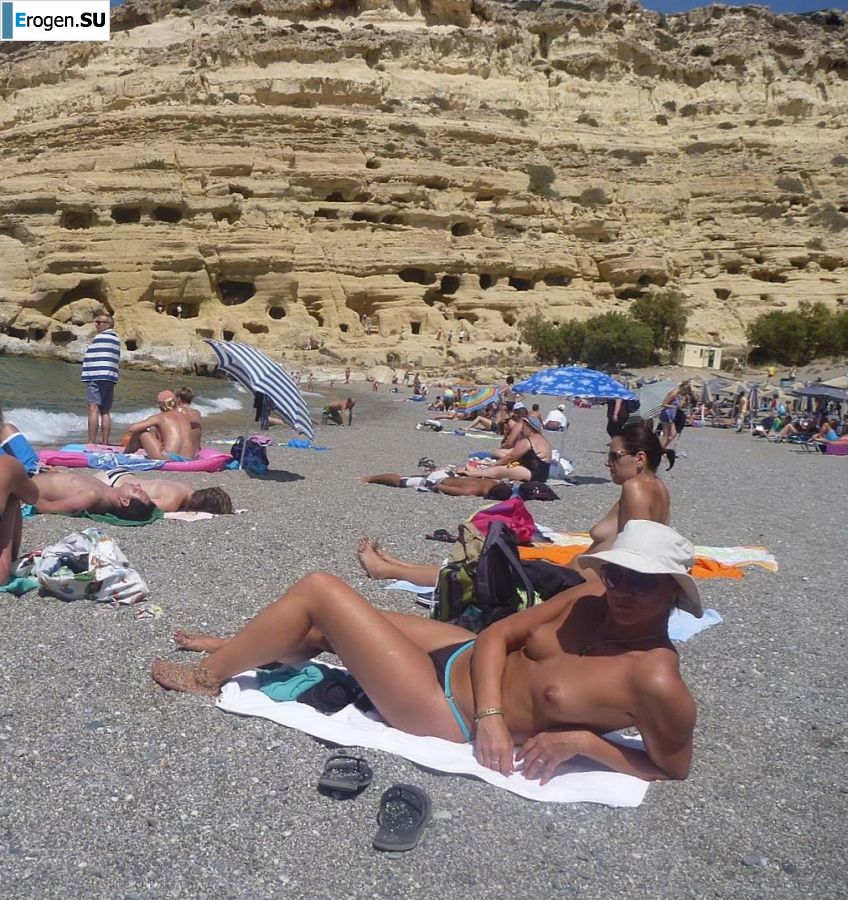 веселье на нудистском пляже. Фото 36