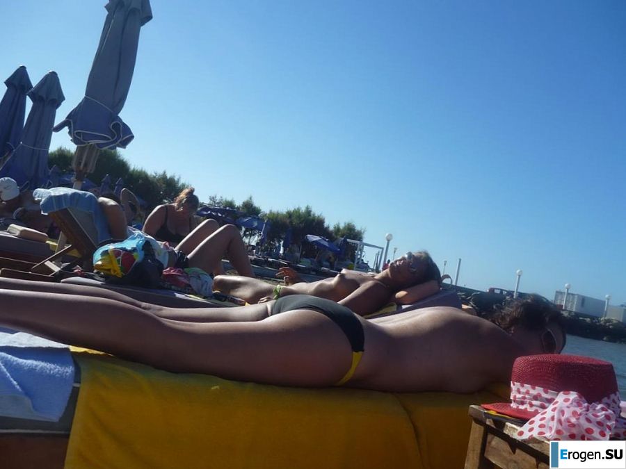 веселье на нудистском пляже. Фото 41